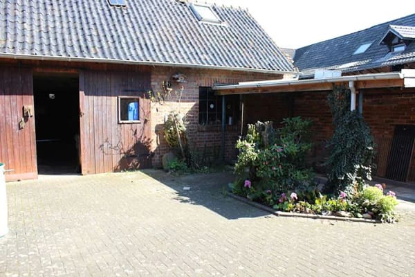 Immobilie in Erftstadt - Einfamilienhaus mit 7 Zimmern in Erftstadt mit Gewerbefläche - Bild 0