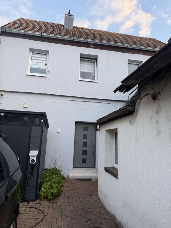 Immobilie in Rülzheim - "Provisionsfrei" Einfamilienhaus 5 Zimmer mit Garten, PV Anlage & Sauna - Bild 1