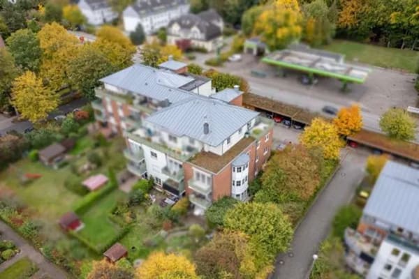 Immobilie in Wentorf bei Hamburg - Zentral gelegen in Wentorf:
"Vermietete 2-Zimmer-Wohnung mit Südterrasse und Gartenanteil" - Bild 1