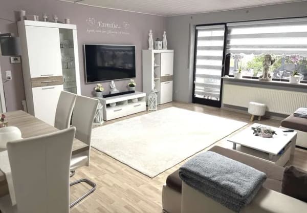 Immobilie in Kirchheimbolanden - Helle, gepflegte 2-Zimmer-Souterrainwohnung mit Garten und Terrasse in ruhiger Lage - Bild 2
