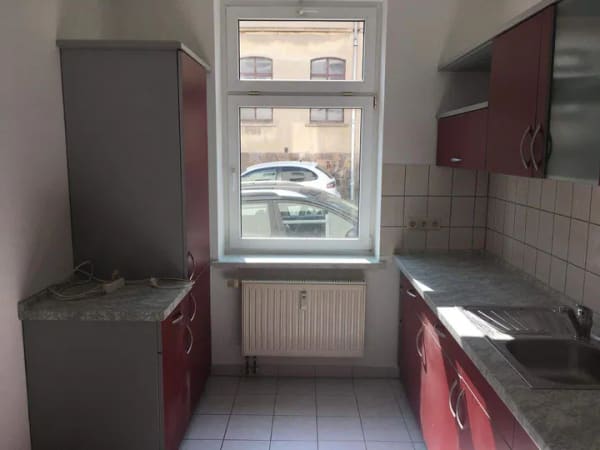Immobilie in Meerane - Helle 2-Raum-Wohnung mit Einbauküche zum Kaufen - Bild 2