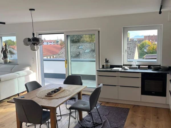 Immobilie in Tittmoning - Musterwohnung Deluxe. Neu + bezugsfertig! 3-Zi.-Penthouse + Dachterrasse + Lift + XXL TG. - Bild 3