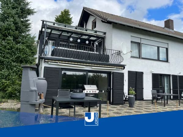 Immobilie in Schauenburg - Bungalow mit schöner Einliegerwohnung und Wellnessbereich - Bild 0