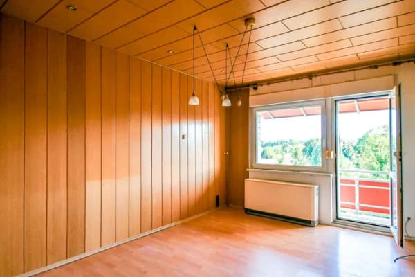 Immobilie in Oebisfelde-Weferlingen - Sanierungsbedürftige 3-Zimmer-Wohnung mit Balkon und guter Aussicht - Bild 2
