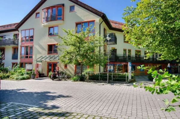 Immobilie in Grafing bei München - Eine Investition für das Alter - Seniorenwohnung in zentraler Innenstadtlage! - Bild 1