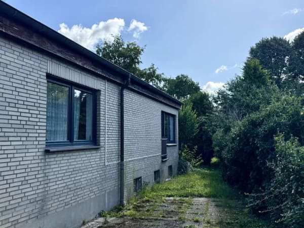 Immobilie in Bargteheide - Attraktives Dreifamilienhaus mit großem Grundstück und stabilem Mietvertrag - Entwicklungspotenzia - Bild 2