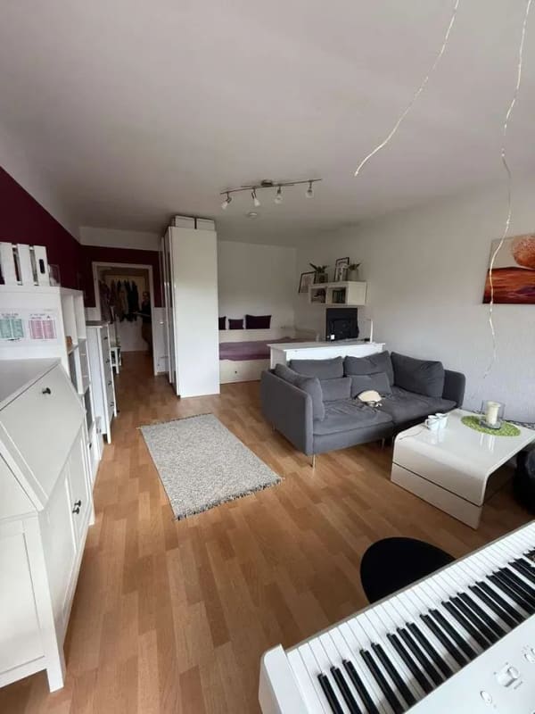 Immobilie in Nußloch - Attraktive 1-Zimmer-Wohnung mit Balkon und Garage in ruhiger Lage von Nußloch - Bild 1
