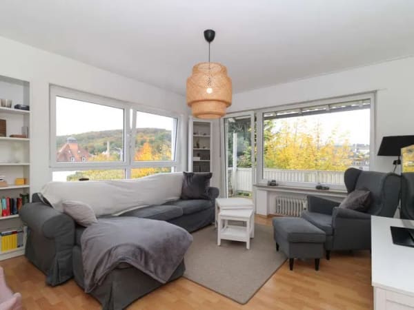 Immobilie in Bad Salzschlirf - Zweizimmerwohnung mit Stellplatz und Balkon in saniertem Mehrfamilienhaus - Bild 0