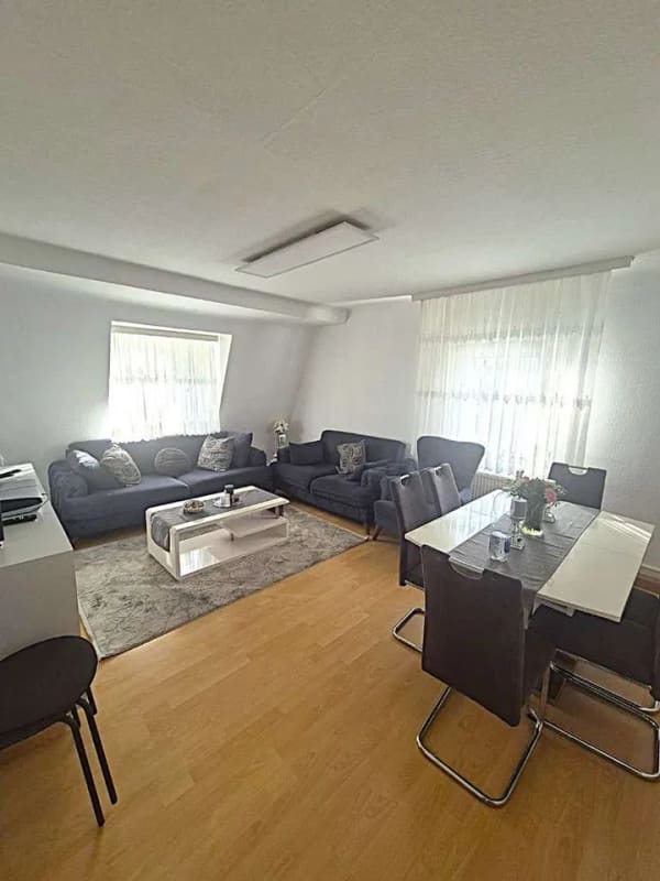 Immobilie in Kirchheim unter Teck - **5-Zimmer-Wohnung in Toplage von Kirchheim unter Teck mit viel Platz für die Familie** - Bild 3