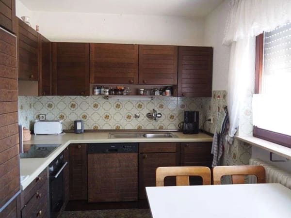 Immobilie in Steinheim am Albuch - Ein-/Zweifamilienhaus,  2  große 4 Zimmer Wohnungen, Keller, Garage und großem Grundstück - Bild 3