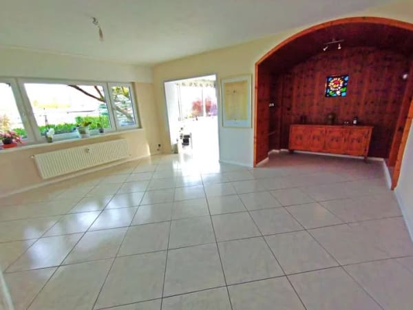 Immobilie in Trierweiler - Großzügig Wohnen: Lichtdurchflutete 145 m² ETW mit Terrasse & Garten - Bild 2