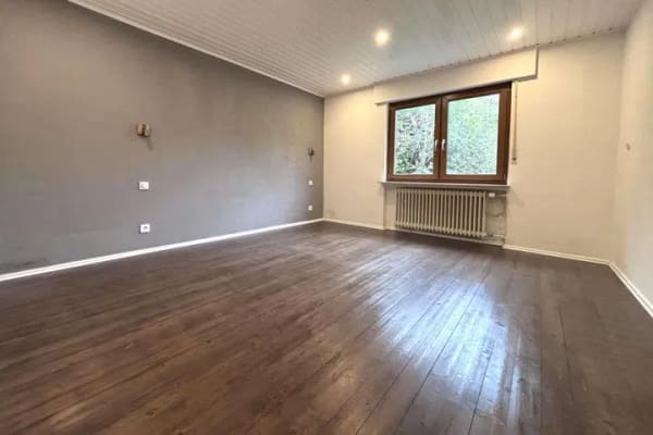 Immobilie in Ahrbrück - Charmantes Einfamilienhaus in erhöhter Lage von Ahrbrück mit traumhafter Aussicht - Bild 4