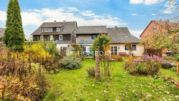 Immobilie in Bad Salzdetfurth - Großzügig & naturnah: EFH mit Garten, Terrasse, Garage und herrlichem Ausblick in Östrum - Bild 3