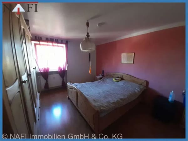 Immobilie in Rothenburg ob der Tauber - Großzügige 4,5 Zimmer Wohnung mit Balkon und Aufzug in Rothenburg ob der Tauber - Bild 2