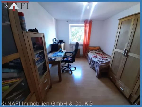 Immobilie in Rothenburg ob der Tauber - Großzügige 4,5 Zimmer Wohnung mit Balkon und Aufzug in Rothenburg ob der Tauber - Bild 3