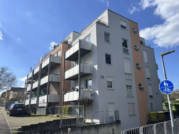 Immobilie in Kernen im Remstal - leerstehende Eigentumswohnung in ruhiger Lage direkt in Kernen - Bild 0
