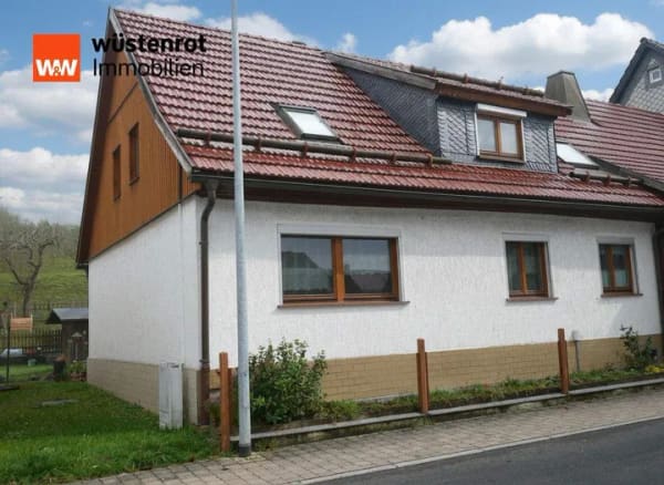 Immobilie in Schleusegrund - Einziehen, wohlfühlen, Zuhause sein – charmantes Einfamilienhaus in Schleusegrund - Bild 0