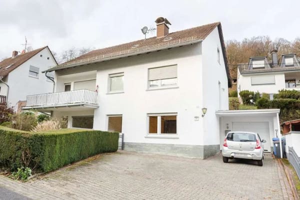 Immobilie in Hofheim am Taunus - Hofheim: Charmantes Ein- bis Zweifamilienhaus in ruhiger Lage von Lorsbach! - Bild 0