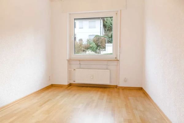 Immobilie in Hofheim am Taunus - Hofheim: Charmantes Ein- bis Zweifamilienhaus in ruhiger Lage von Lorsbach! - Bild 3