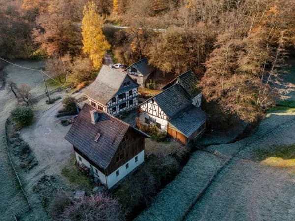 Immobilie in Sankt Goarshausen - Mühlenanwesen mit Nebengebäude in idyllischer Alleinlage Nähe St. Goarshausen zum Kauf! - Bild 1