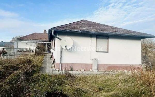 Immobilie in Töpen - *Ländlicher Bungalow mit viel Potenzial – auf einer Ebene wohnen, naturnah leben* - Bild 4