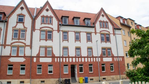 Immobilie in Jena - Stilvolles Achtfamilienhaus in zentrumsnaher Lage von Jena - Bild 0