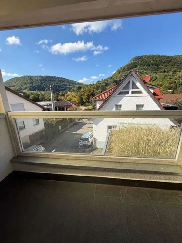Immobilie in Bad Ditzenbach - **Kernsaniertes Schmuckstück: Lichtdurchflutete DHH im Herzen von Bad Ditzenbach** - Bild 0
