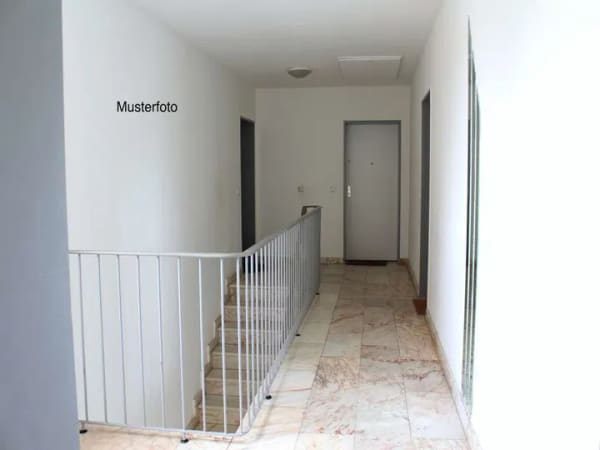Immobilie in Steinhöfel - Bezugsfreie 3 Raumwohnung im Erdgeschoss - Bild 2