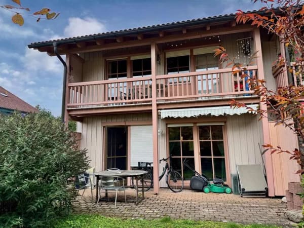 Immobilie in Trostberg - 2-Zimmer Wohnung mit Balkon, Garage und Keller - Bild 0