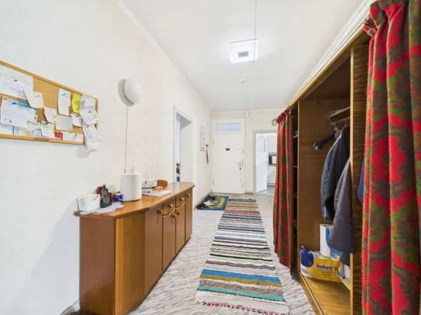 Immobilie in Lehrte - Charmante 4-Zimmer-Wohnung in Lehrte - mit Potenzial zum Wohlfühlen! - Bild 1
