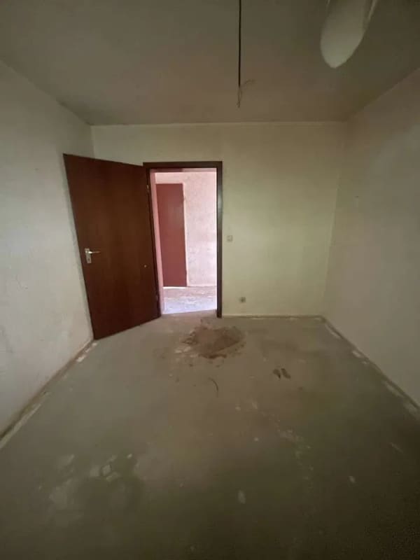 Immobilie in Spalt - Großzügige 105 m² Erdgeschosswohnung mit Garten & Balkon – renovierungsbedürftiges Schmuckstück - Bild 3