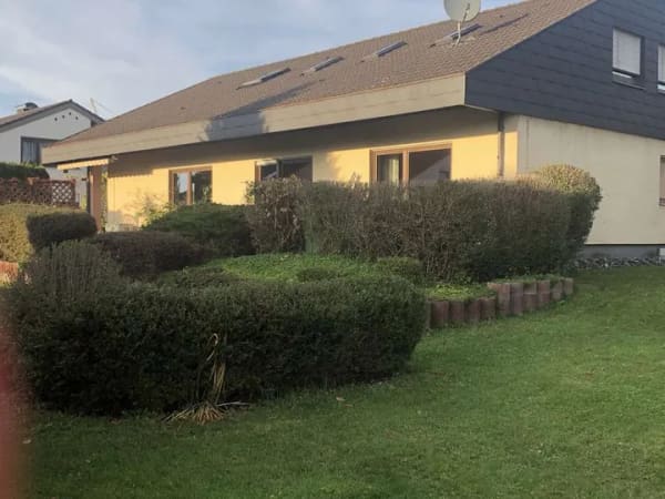 Immobilie in Wolpertswende - Großzügiges Dreifamilienhaus – ideal für Familien & Mehrgenerationenwohnen - Bild 0