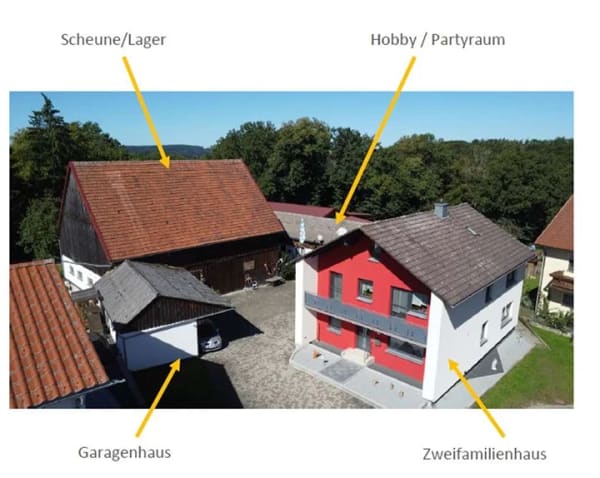 Immobilie in Berching - Zweifamilienhaus mit Wirtschaftsgebäude - 
Ideal für Großfamilie und Klein-Unternehmer!  
   Be... - Bild 2