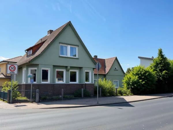 Immobilie in Erlensee - Denkmalgeschütztes & sanierungsbedürftiges Ein-/Zweifamilienhaus in zentraler Lage - Bild 2