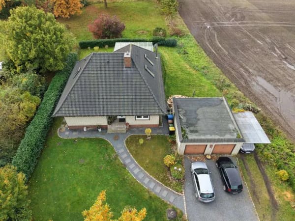 Immobilie in Ellerbek - Sehr viel Platz, laufend modernisiert, Einliegerwohnung möglich! - Bild 1