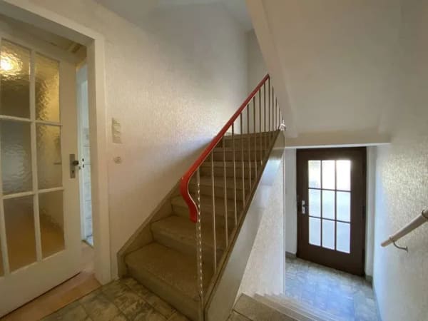 Immobilie in Reichenbach an der Fils - Modernisierungsbedürftige Mehrfamilien-DHH in gefragter Lage - Bild 2