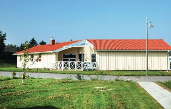 Immobilie in Brodersby - Großzügiges Strandhaus mit Pool und Whirlpool am Meer - Bild 1