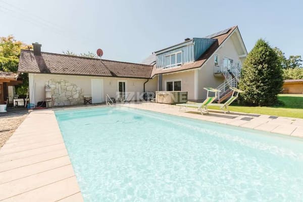 Immobilie in Freckenfeld - Luxus-Zweifamilienhaus mit Pool, Weinbergblick, moderner Technik und 2500m² Grundstück - Bild 1