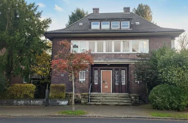 Immobilie in Lünen - Repräsentative Stadtvilla unter Denkmalschutz - Charakter, Geschichte und großes Potential - Bild 0
