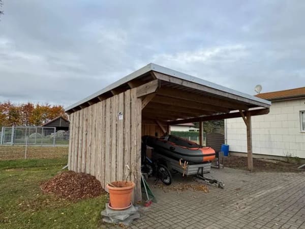 Immobilie in Lübs - Wohnen und zwei Hallen! - Bild 1