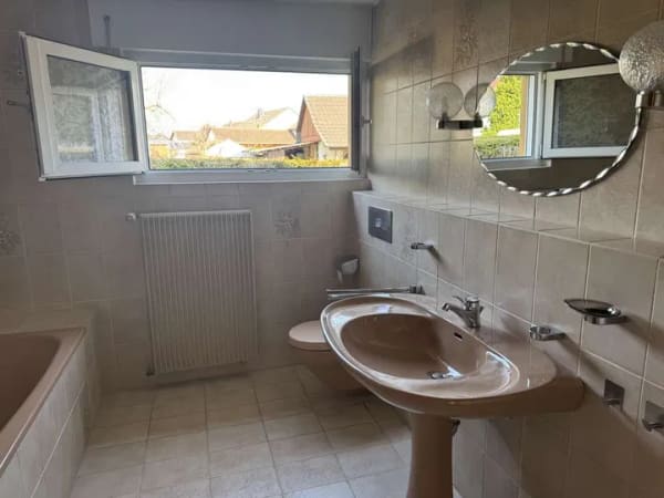 Immobilie in Neuenburg am Rhein - Hübsches Handwerkerhäuschen mit Charakter sucht neuen Eigentümer - Bild 2