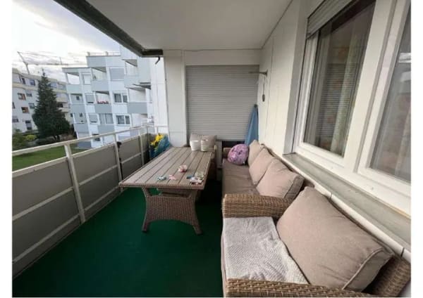 Immobilie in Welzheim - Großzügige und helle 5-Zimmer-Wohnung mit Balkon und eigenem Stellplatz - Bild 0