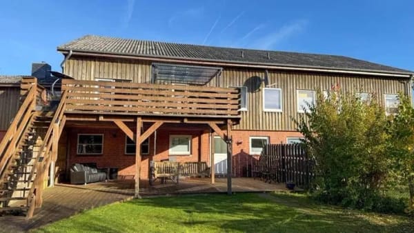 Immobilie in Handewitt - Modernisiertes Reihenmittelhaus mit Balkon, Garage und Doppelcarport! - Bild 1