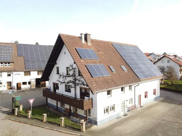 Immobilie in Löffingen - *** Im Herzen von Bachheim - Generationsobjekt mit viel Potenzial mit separatem Gartengrundstück! *** - Bild 1
