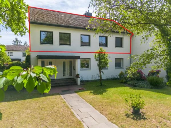 Immobilie in Groß Grönau - 3 Zimmer Wohnung mit Ausbaureserve und Süd-Balkon in gefragter Lage - Bild 0