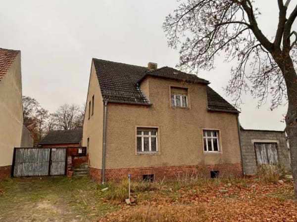 Immobilie in Jüterbog - Jüterbog: Stilaltbau zum Sanieren in ruhiger Lage - Bild 0