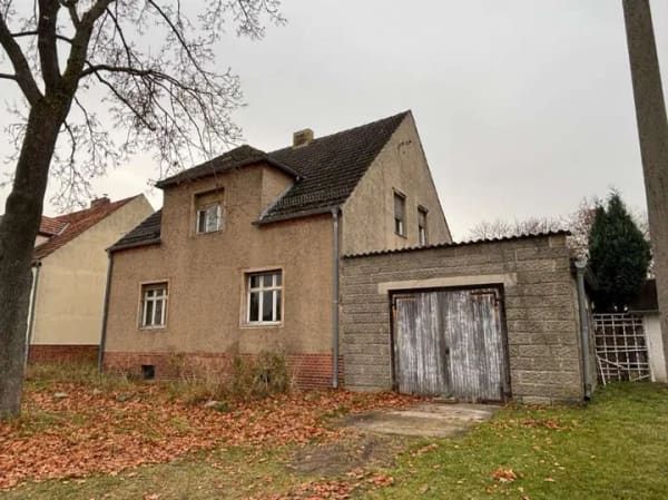 Immobilie in Jüterbog - Jüterbog: Stilaltbau zum Sanieren in ruhiger Lage - Bild 1