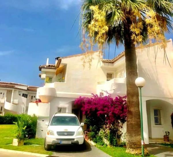 Immobilie in Wietzendorf - Villa mit künstlerischer Atmosphäre im andalusischen Stil - Bild 3