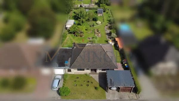 Immobilie in Dörpen - Ebenerdiger Bungalow auf großem Grundstück m. Obstgar., offener Küche und mod. Heiztechnik in Kluse - Bild 0