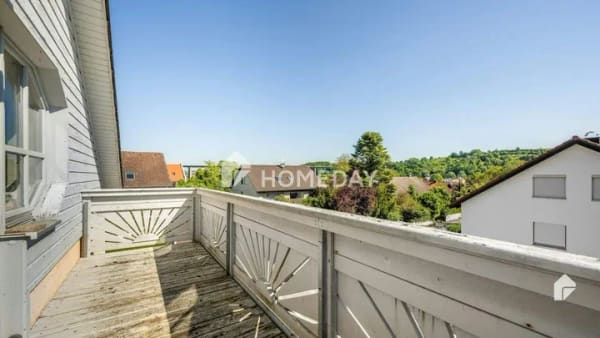 Immobilie in Sinzing - Schöne 2-Zimmer-DG-Wohnung mit Balkon und Stellplatz in sehr guter Lage - Bild 2